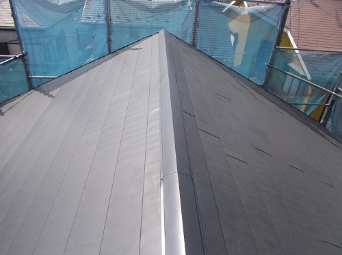 川越市 築21年スレート屋根からガルバリウム鋼板に葺き替え+外壁塗装｜イロハトワン株式会社の施工事例 After